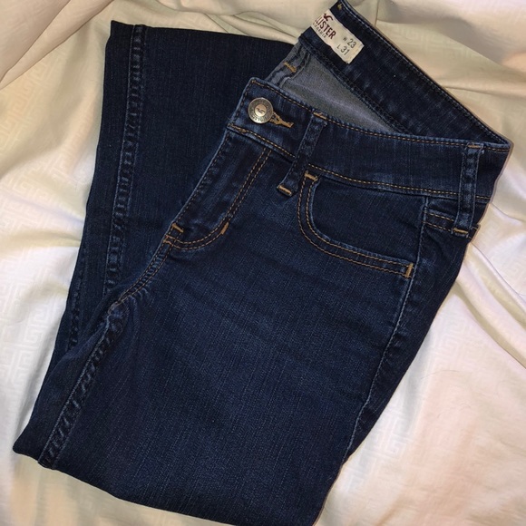 Hollister Pants - Dark wash jeans